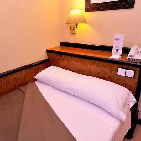 Hotel Glories