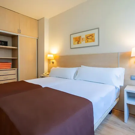 Glories Hotel 3*