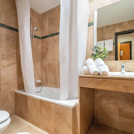 Glories 3* Barcelona