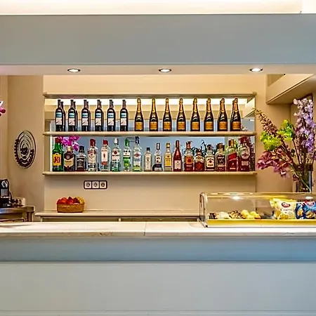格洛雷耶斯酒店 酒店