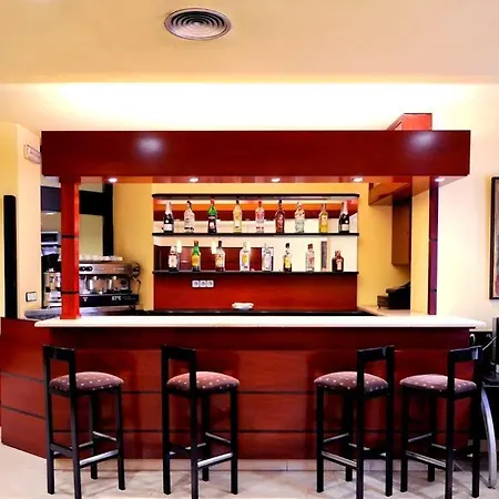 Hotel Glories 3*